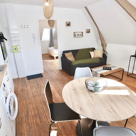 Napoleon Gare 7 T2 Dernier Etage Bylocly Appartement Pontivy Buitenkant foto