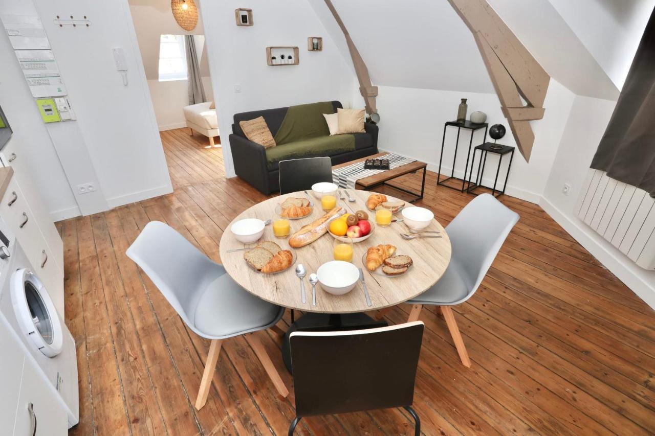 Napoleon Gare 7 T2 Dernier Etage Bylocly Appartement Pontivy Buitenkant foto